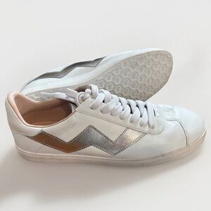 Stuart Weitzman Daryl sneakers in white leather with silver-tone metallic 9.5